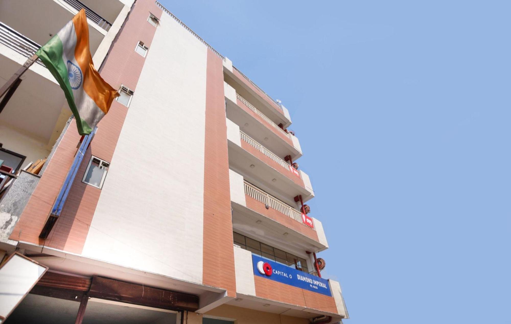 Hotel Capital O 46636 Diamond Imperial Noida Esterno foto